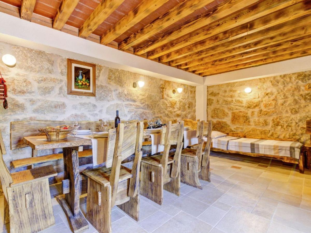 Lovely Holiday Home In Starigrad Extérieur photo