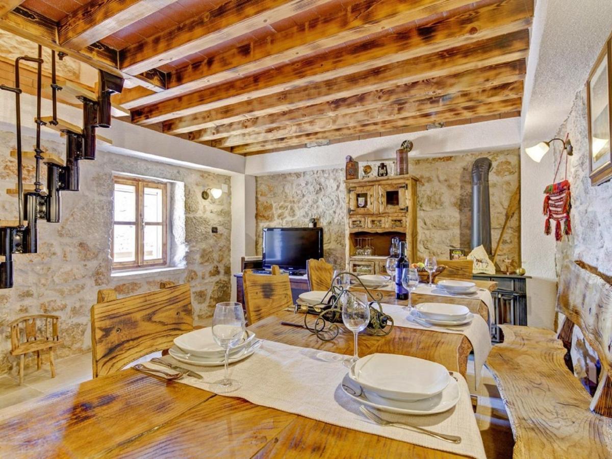 Lovely Holiday Home In Starigrad Extérieur photo