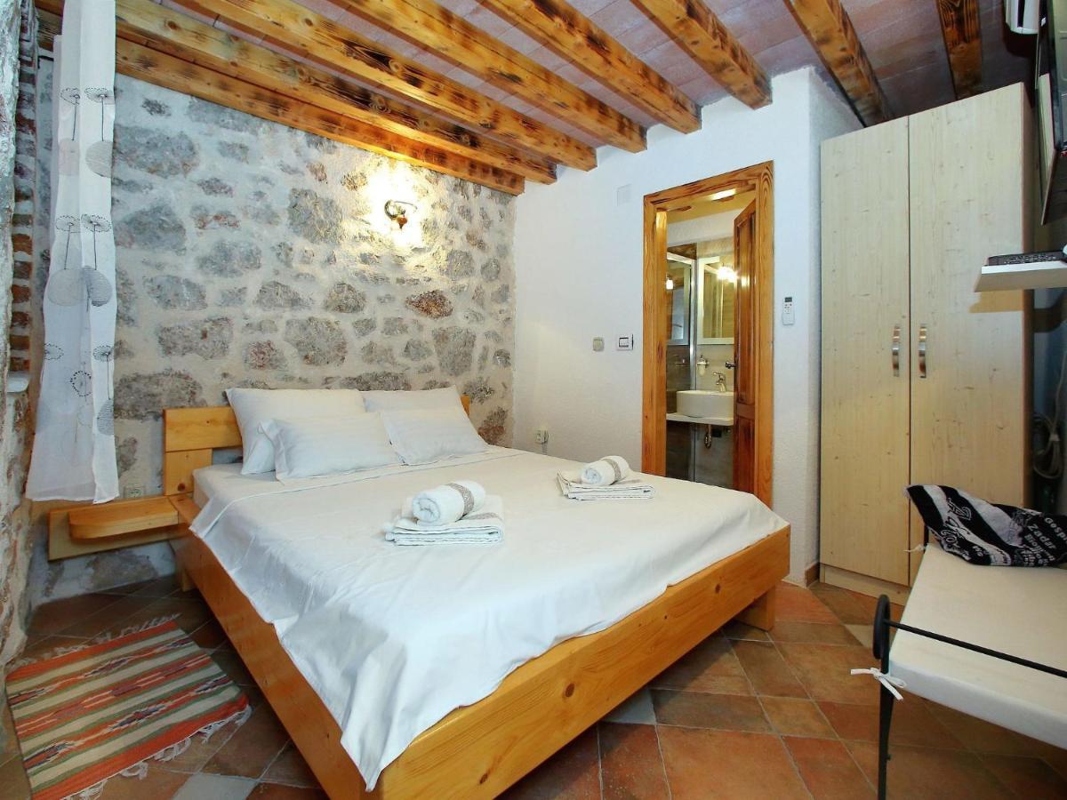 Lovely Holiday Home In Starigrad Extérieur photo
