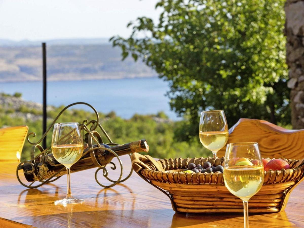 Lovely Holiday Home In Starigrad Extérieur photo