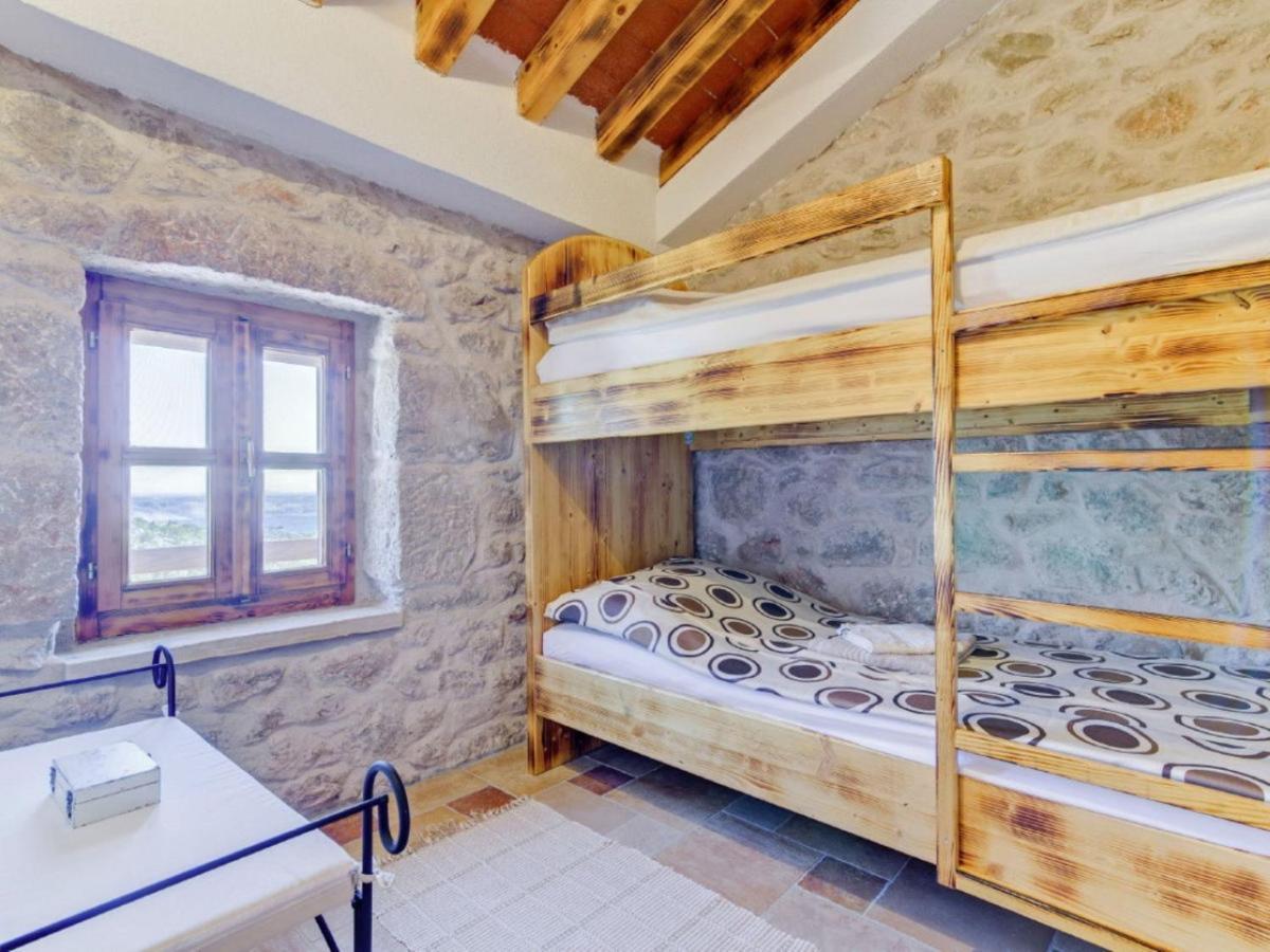 Lovely Holiday Home In Starigrad Extérieur photo